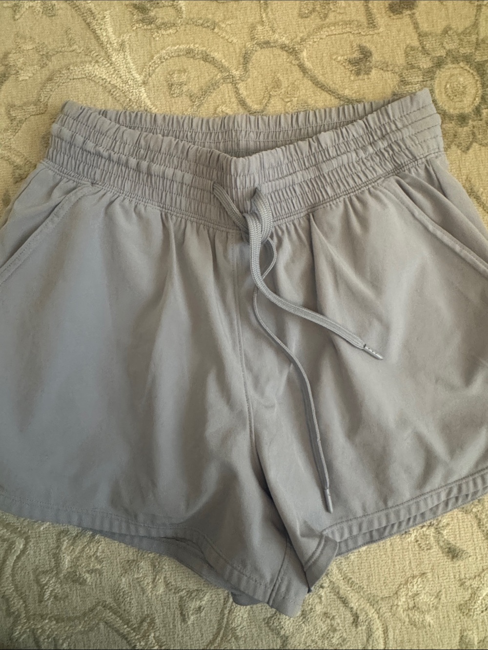 Women's Elastic Waist Athletic Shorts in Light Gray